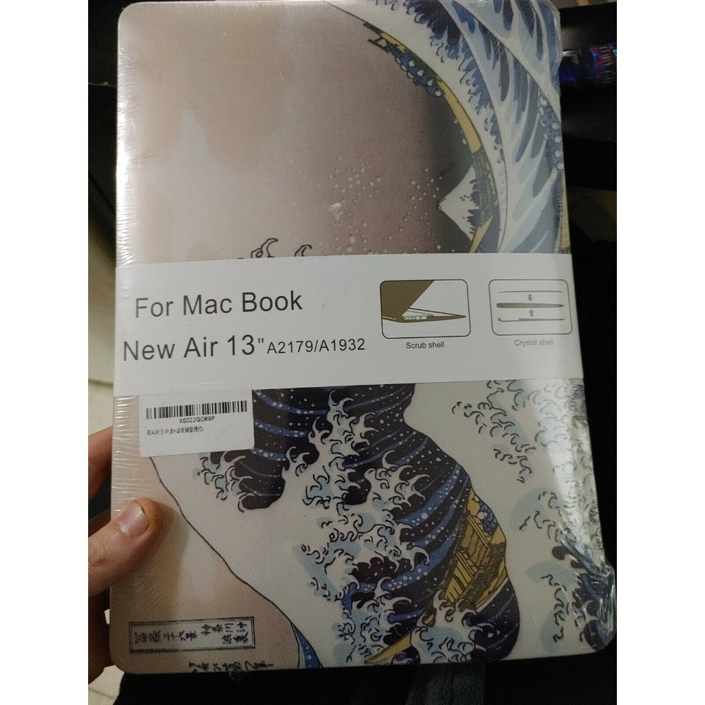Patterned MacBook Air 13" A2179/A1932 "The Great Wave" Hard Case with Keyboard C - Picture 2 of 3